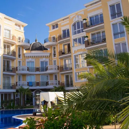 Marea Suites, нов стилно обзаведен в комплекс Messembria Palacе サニービーチ